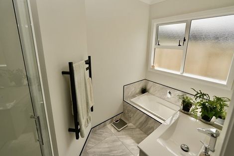 Photo of property in 13 Freedom Drive, Kelvin Grove, Palmerston North, 4414