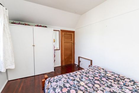 Photo of property in 40 Hawker Street, Mount Victoria, Wellington, 6011