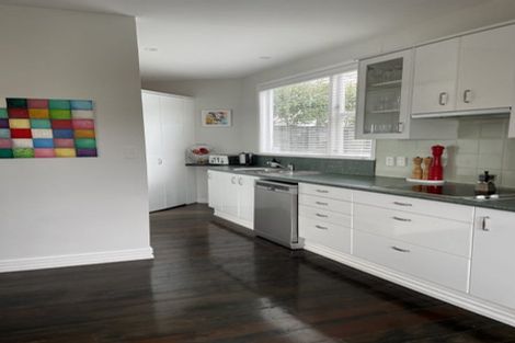 Photo of property in 16 Bruce Avenue, Brooklyn, Wellington, 6021