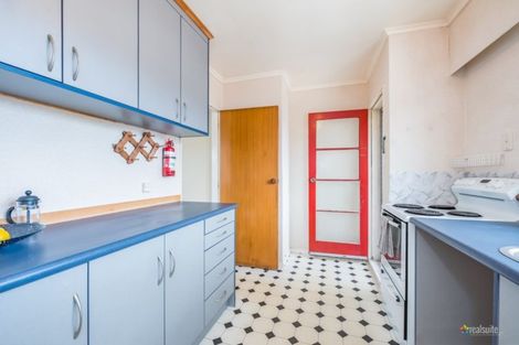 Photo of property in 198c Cambridge Terrace, Naenae, Lower Hutt, 5011