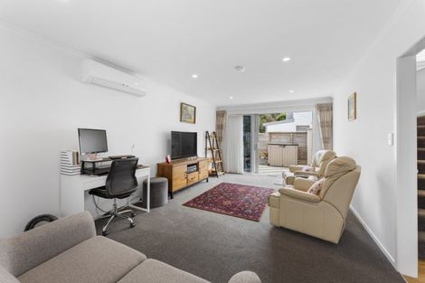 Photo of property in 1/87 Victoria Street, Alicetown, Lower Hutt, 5010