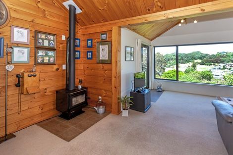 Photo of property in 145 Bambury Place, Onemana, Whangamata, 3691