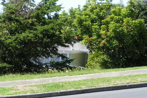 Photo of property in 2/19 Lake Road, Northcote, Auckland, 0627