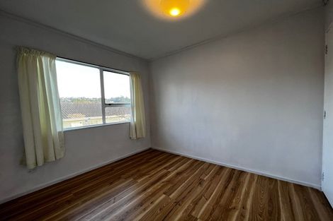 Photo of property in 2/69 Simon Ellice Drive, Bayview, Auckland, 0629