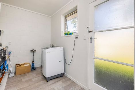Photo of property in 2/11 Coates Road, Papatoetoe, Auckland, 2025