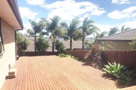 Photo of property in 20 Seamount Drive, Red Beach, 0932