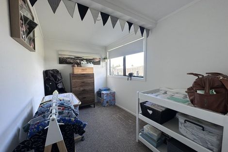 Photo of property in 4 Centreway Road, Orewa, 0931