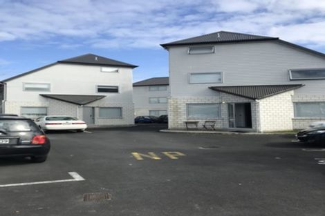 Photo of property in 2/7 Snead Place, Hamilton East, Hamilton, 3216