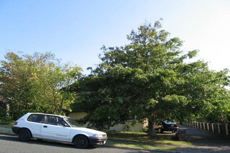 Photo of property in 1/105 John Downs Drive, Browns Bay, Auckland, 0630