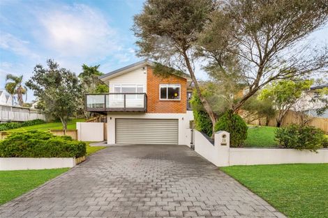 Photo of property in 20 Sailfish Drive, West Harbour, Auckland, 0618