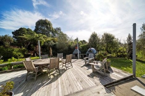 Photo of property in 2 High Road, Hawera, 4610