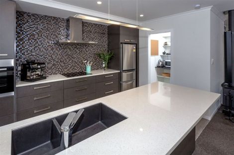 Photo of property in 170 Golden Shore Place, Coromandel, 3506