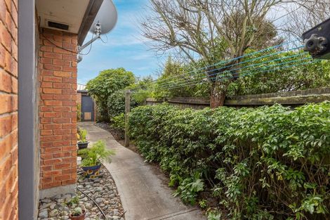 Photo of property in 270a Mairehau Road, Burwood, Christchurch, 8083