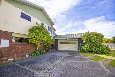 Photo of property in 341 Church Road, Greenmeadows, Napier, 4112