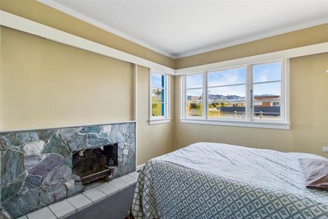 Photo of property in 53 Rhodes Street, Waimate, 7924