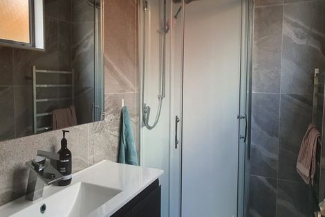 Photo of property in 58a Staveley Avenue, Mount Roskill, Auckland, 1041