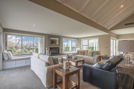 Photo of property in 9 Hollyhock Lane, Wanaka, 9305