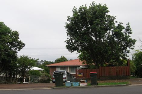 Photo of property in 105 Kinross Street, Blockhouse Bay, Auckland, 0600