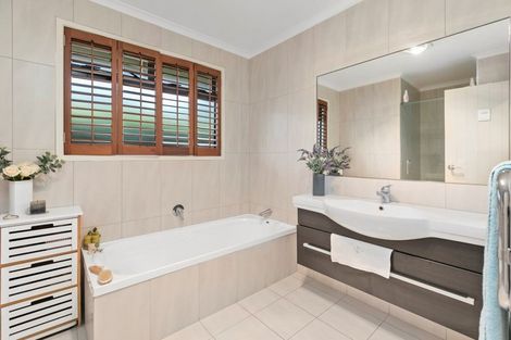Photo of property in 19 Horsley Grove, Pyes Pa, Tauranga, 3112