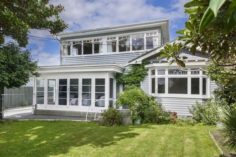 Photo of property in 22 Aylmer Street, Somerfield, Christchurch, 8024