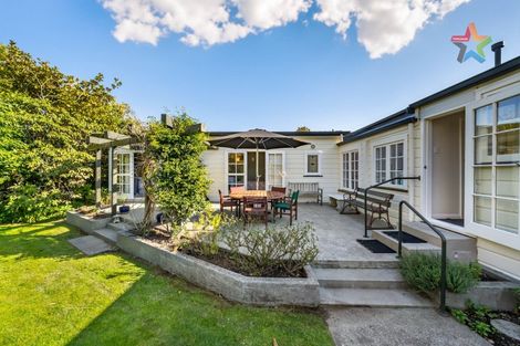 Photo of property in 18 Hautana Square, Woburn, Lower Hutt, 5010