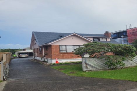 Photo of property in 48 Taikata Road, Te Atatu Peninsula, Auckland, 0610
