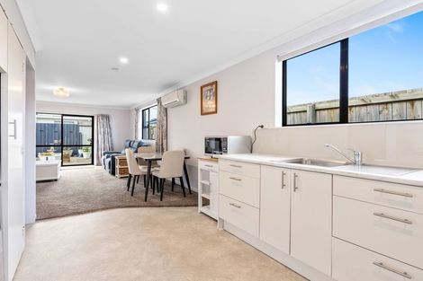 Photo of property in 123f Macandrew Road, South Dunedin, Dunedin, 9012
