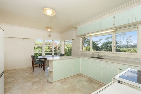 Photo of property in 40 Shaw Road, Oratia, Auckland, 0604