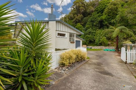 Photo of property in 40 Pembroke Street, Tawa, Wellington, 5028
