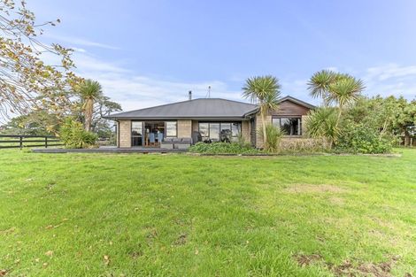 Photo of property in 334 Henwood Road, Hillsborough, New Plymouth, 4372