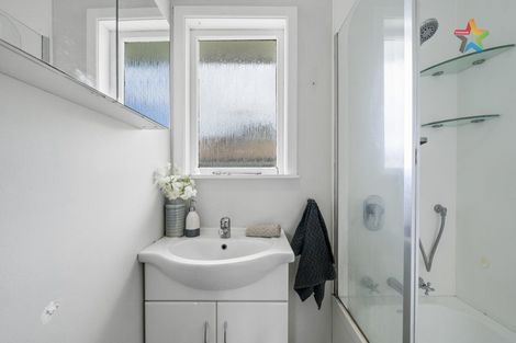 Photo of property in 80 Mulberry Street, Normandale, Lower Hutt, 5010