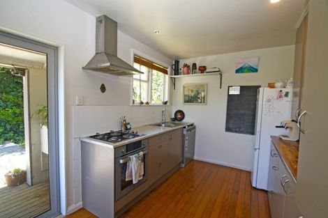 Photo of property in 44 Parsons Street, Vogeltown, New Plymouth, 4310