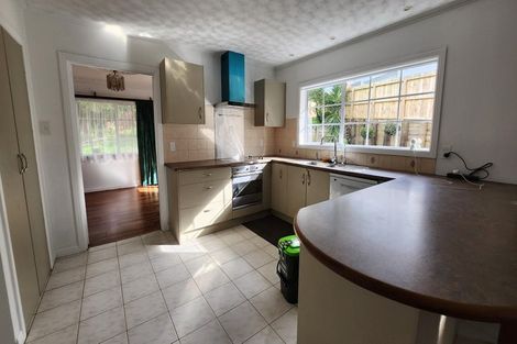 Photo of property in 38 Nui Mana Place, Te Atatu South, Auckland, 0610