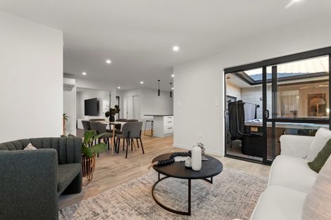 Photo of property in 14 Sarcodia Place, Papamoa Beach, Papamoa, 3118