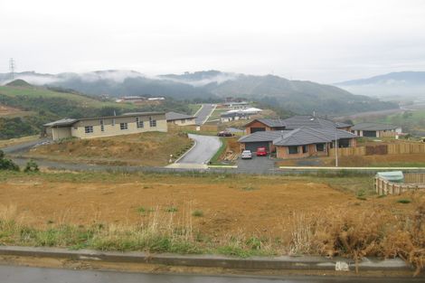 Photo of property in 16 Riverstone Drive, Riverstone Terraces, Upper Hutt, 5018