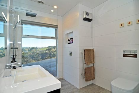 Photo of property in 25 Kayforce Road, Ocean View, Dunedin, 9035