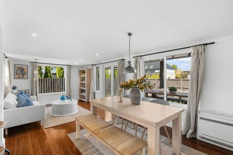 Photo of property in 16 Taylors Avenue, Bryndwr, Christchurch, 8052