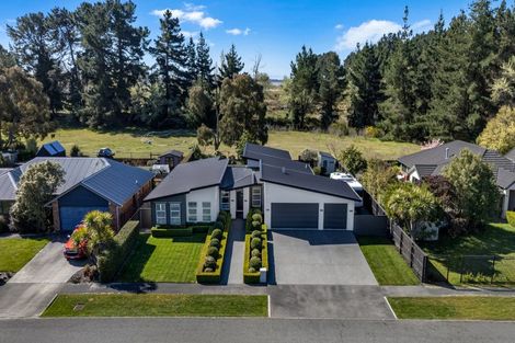 Photo of property in 29 Hemingway Place, Spencerville, Christchurch, 8083