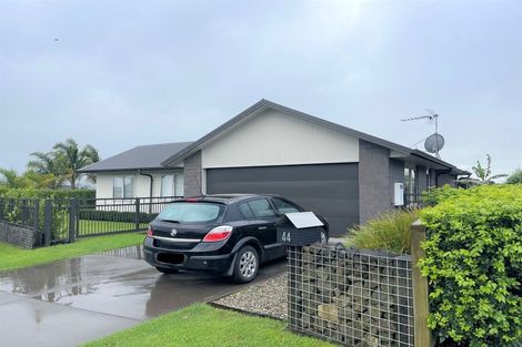 Photo of property in 44 Benmore Crescent, Pyes Pa, Tauranga, 3112