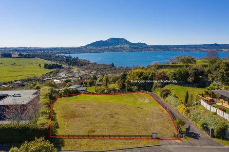 Photo of property in 2/110 Acacia Heights Drive, Acacia Bay, Taupo, 3385