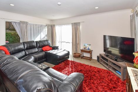 Photo of property in 45e Redoubt Road, Goodwood Heights, Auckland, 2105