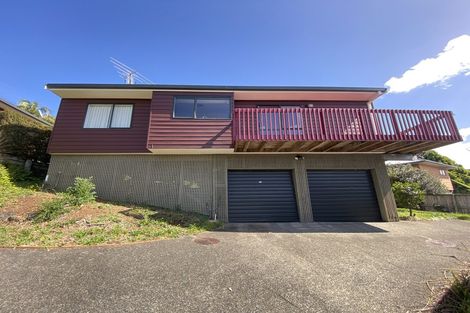 Photo of property in 1/76 Target Road, Totara Vale, Auckland, 0629