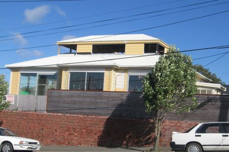 Photo of property in 5 Helen Street, Brooklyn, Wellington, 6021