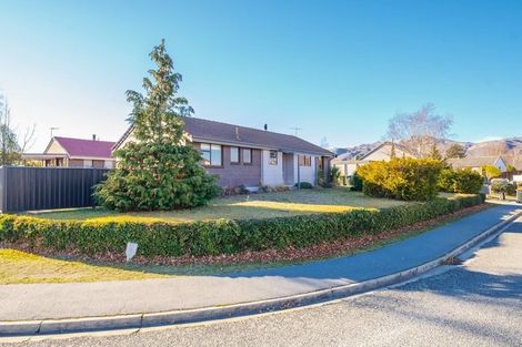 Photo of property in 2 Linrosa Place, Cromwell, 9310