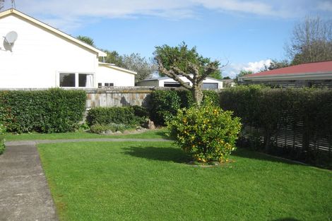 Photo of property in 14 Humphries Street, Greytown, 5712