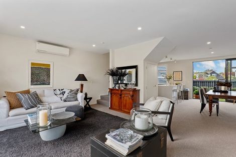 Photo of property in 2 Bretts Road, St Albans, Christchurch, 8052