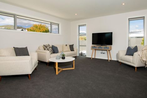 Photo of property in 51 Molyneux Avenue, Cromwell, 9310