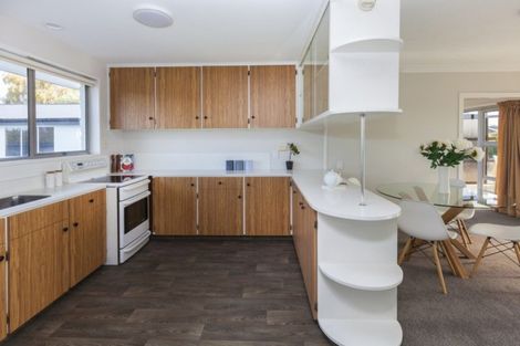 Photo of property in 40 Niven Street, Avondale, Christchurch, 8061