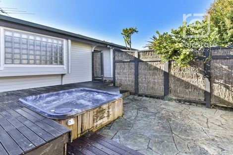 Photo of property in 4 Kamulla Court, Conifer Grove, Takanini, 2112