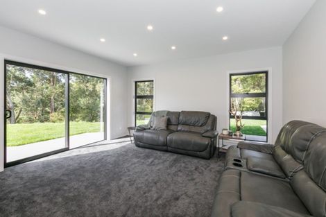 Photo of property in 86 Seafield Road, Eskdale, Napier, 4182